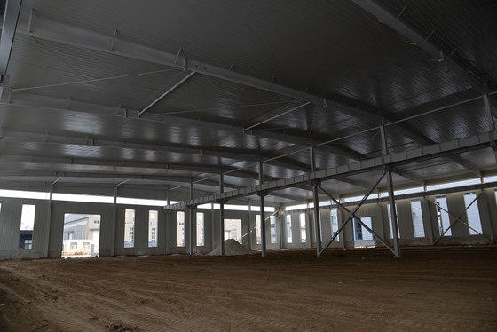 Custom Q345B Prefabricated Workshop Sheds อาคารโครงเหล็ก H Beam